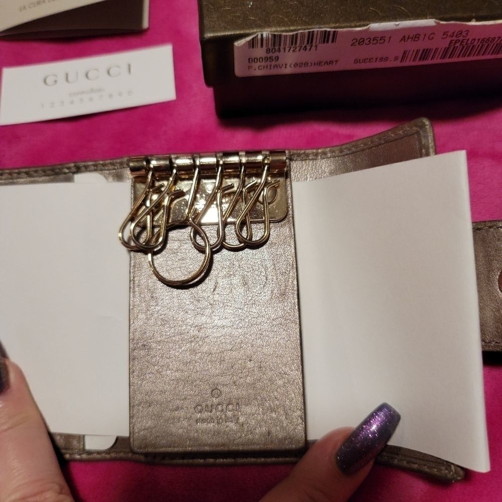 Gucci Chiavi Heart Key and Card Case Authentic - Picture 9 of 11